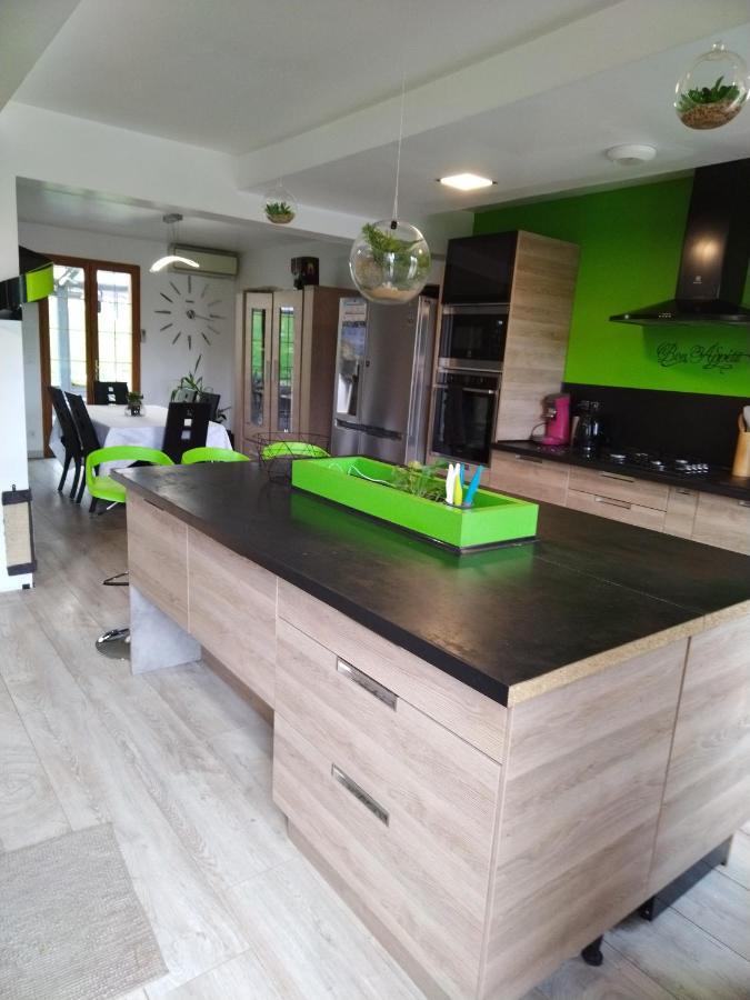 Agreable Chambre Double Avec Salle D'Eau Privative Le Mesnil-Theribus Ngoại thất bức ảnh